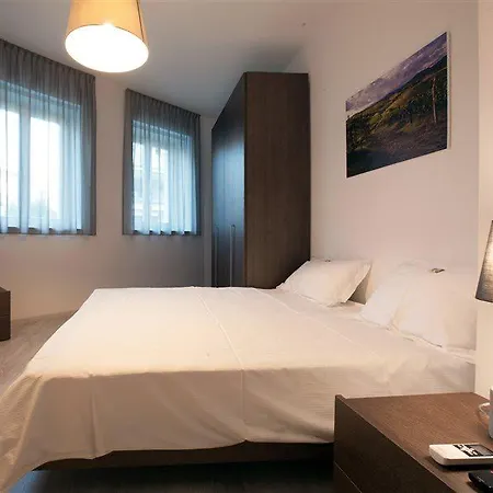 Urban Homy 3* Γκορίτσια