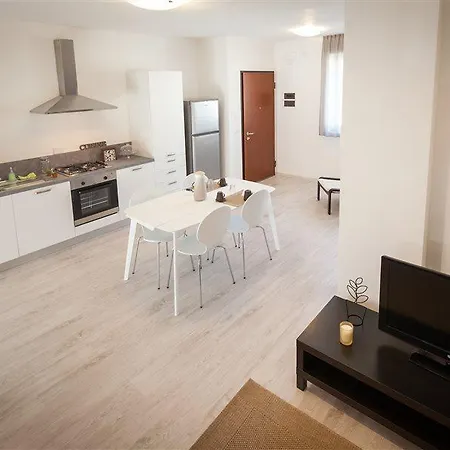 Urban Homy Bed and Breakfast 3*