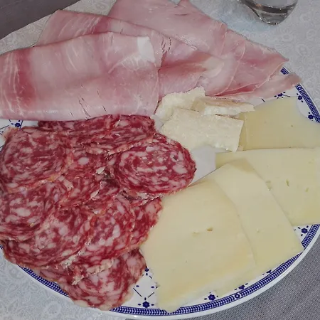 Urban Homy Bed & Breakfast 3*